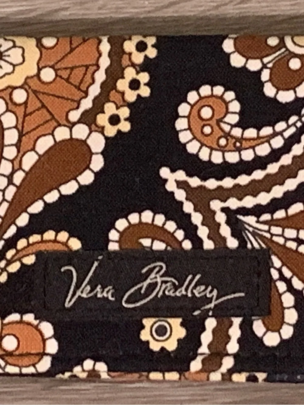 Vera Bradley compact vera
